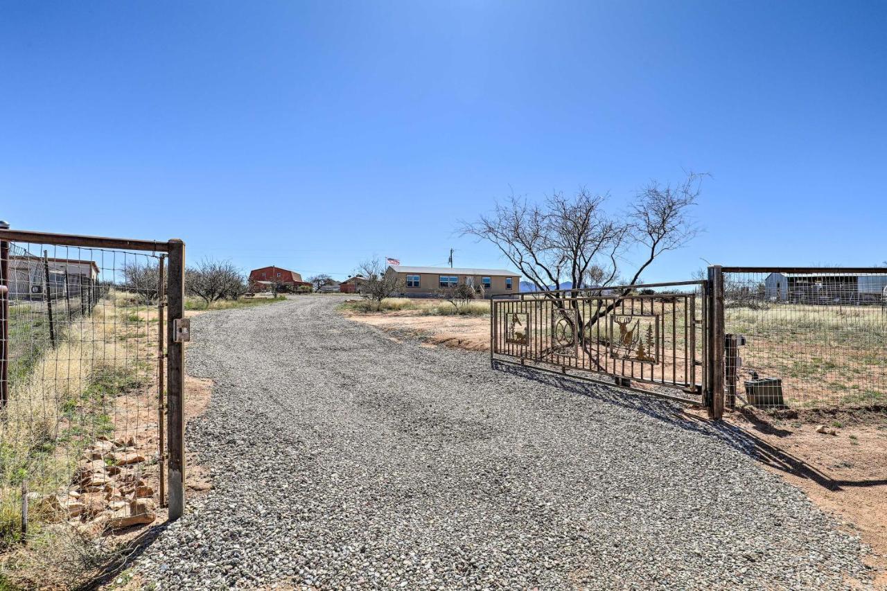 Desert Escape Off I-10 With Over 1 Enclosed Acre! Mescal エクステリア 写真